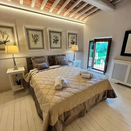 Veduta Di Castelvecchio Lucca Hébergement de vacances Capannori